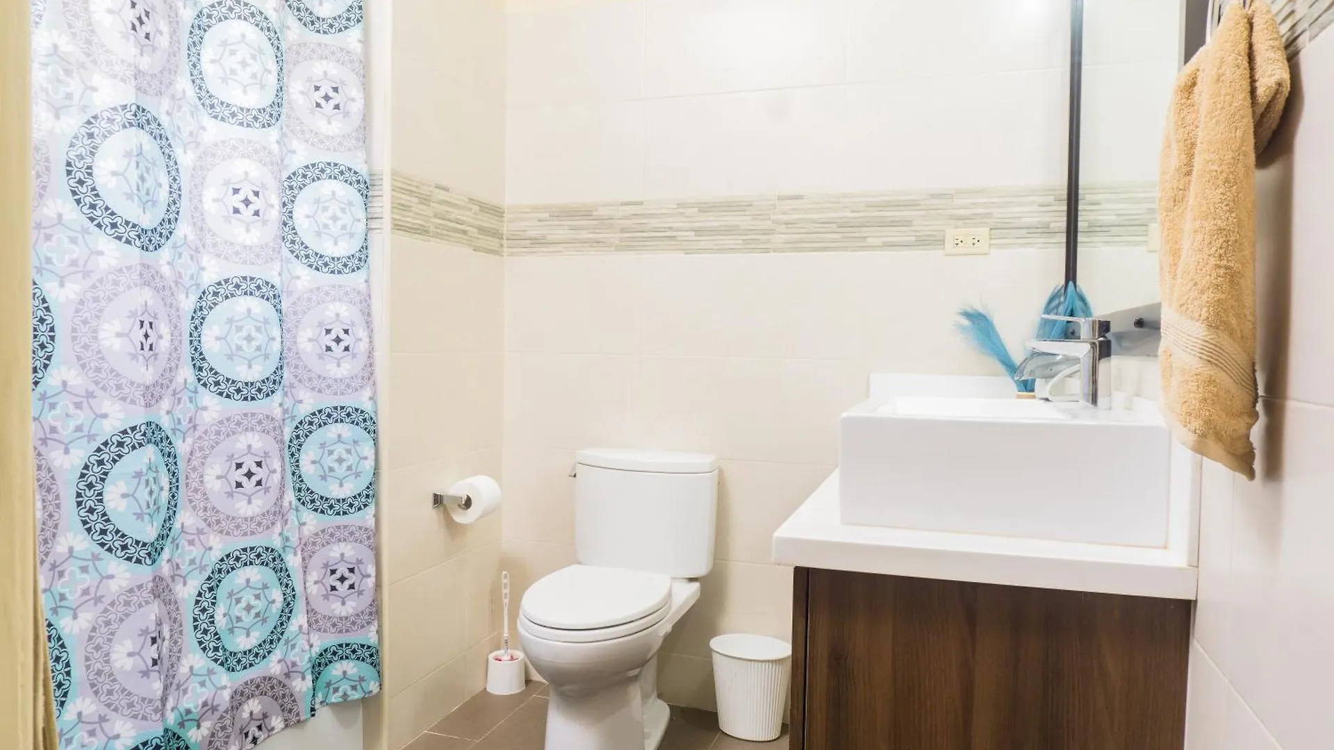 Secure One Bedroom Apartment In Ruthven A Gated Community In New Kingston Jamaica 0*,