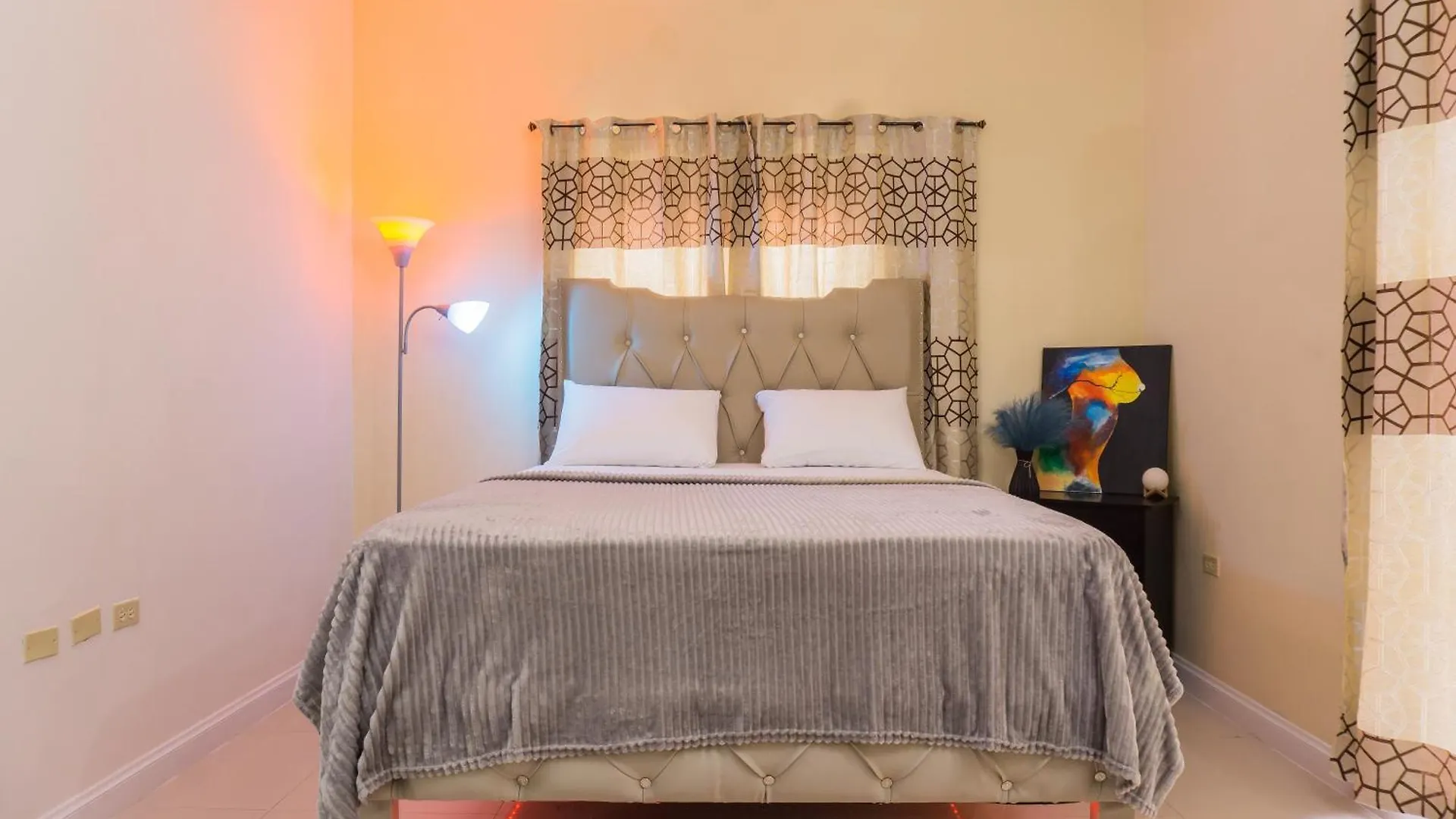 Secure One Bedroom Apartment In Ruthven A Gated Community In New Kingston Jamaica Jamaica